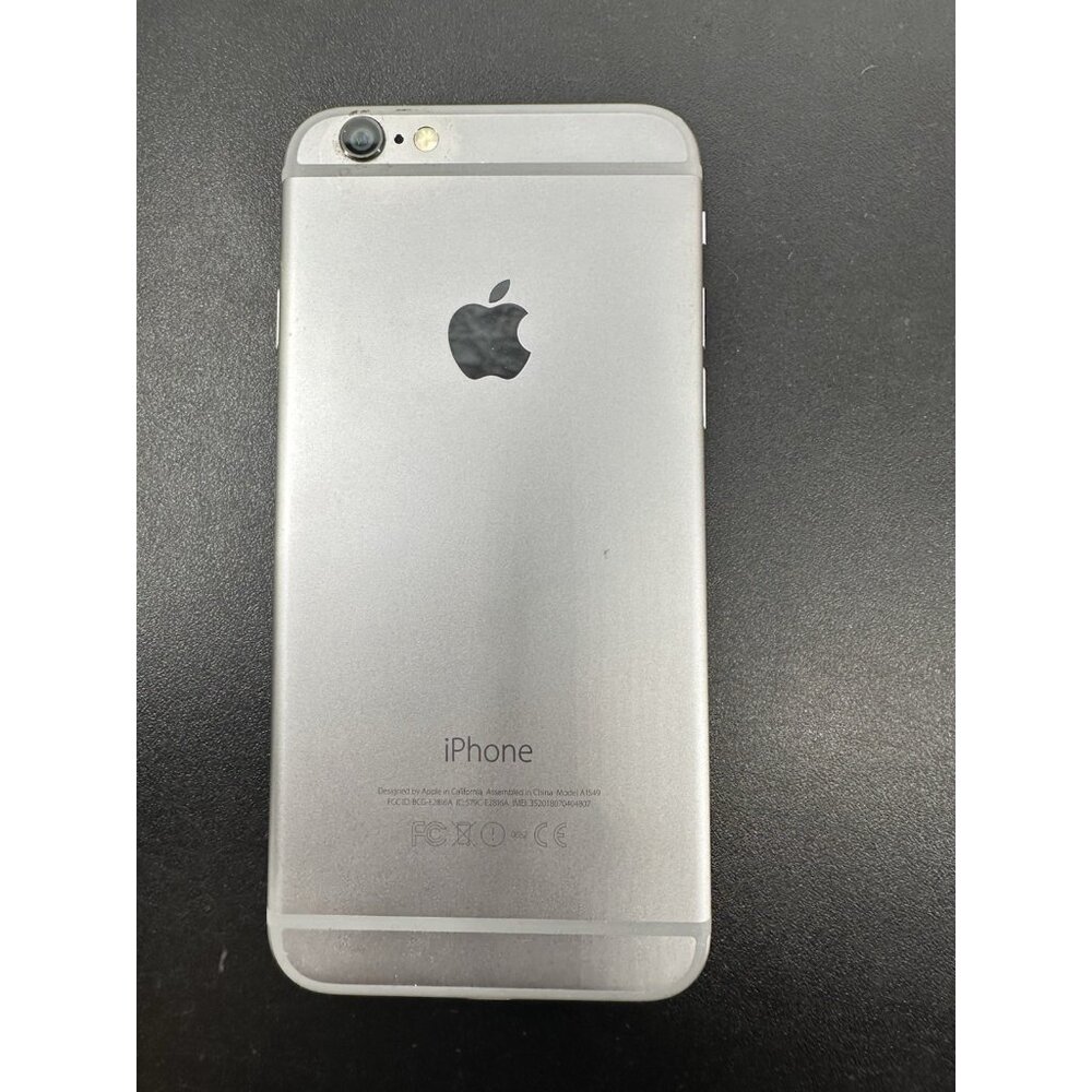 Apple iPhone A1549 Smartphone Silver For Parts, Doesn’t Turn, Cracked Screen (M)